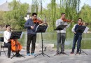 北京大学团委举办2017年春季湖畔音乐会