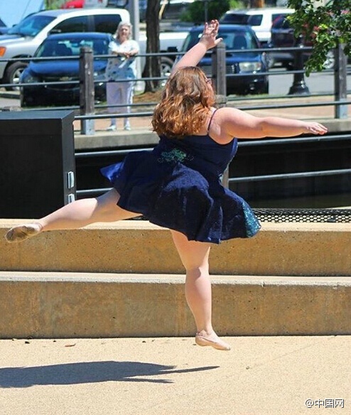 15岁超胖女孩坚持芭蕾梦想10年